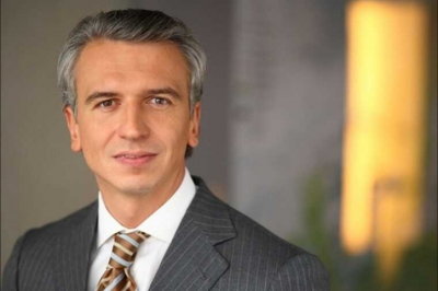 Петербургские связи 90-х и "Газпромнефть": как Александр Дюков преобразовал государственную компанию в личную машину по зарабатыванию миллиардов