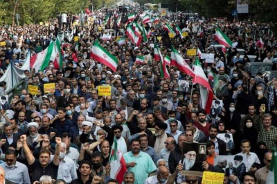 Iranians Protest Over Corruption, Unpaid Wages and Deteriorating Public Services